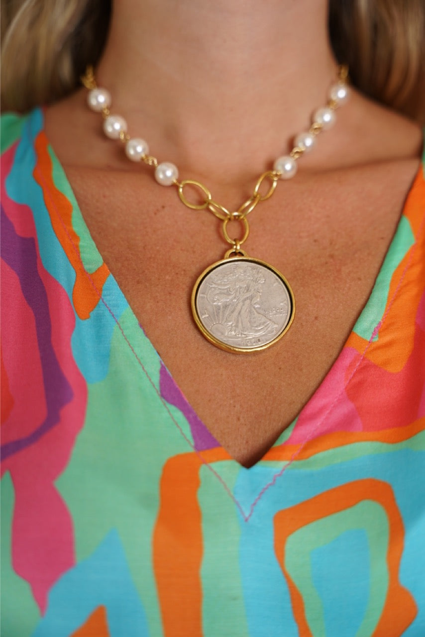 Scarlett Necklace Pearl Coin