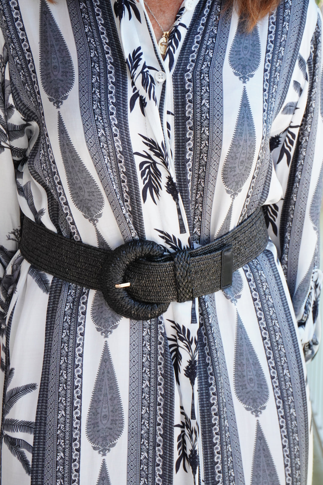 Wrapped Half Moon Straw Belt Black