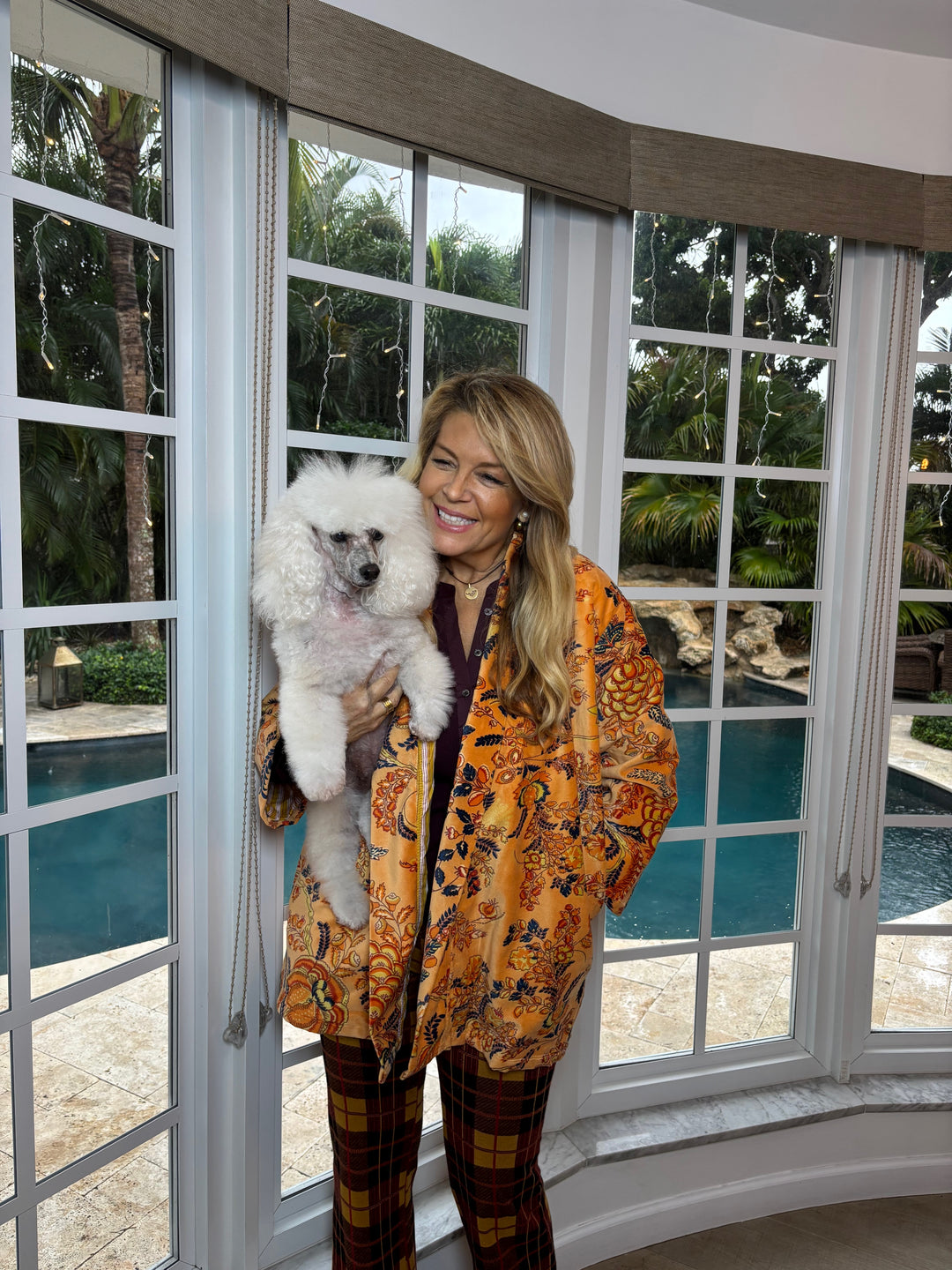 Penny Velvet Lounge Loretta