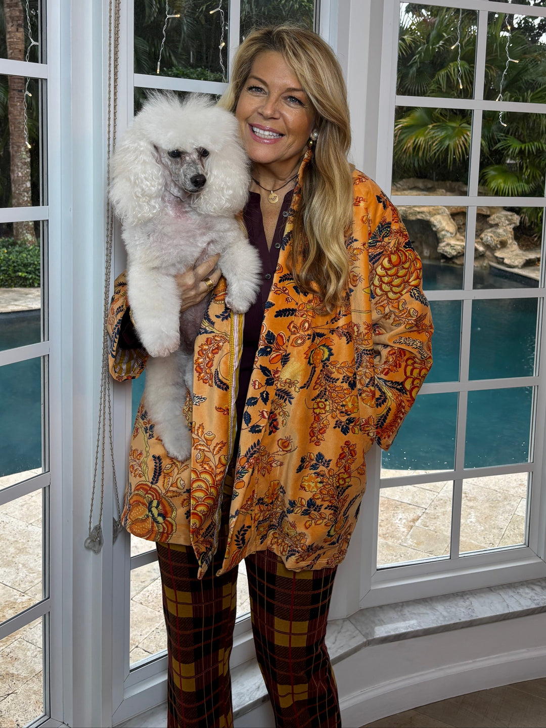 Penny Velvet Lounge Loretta