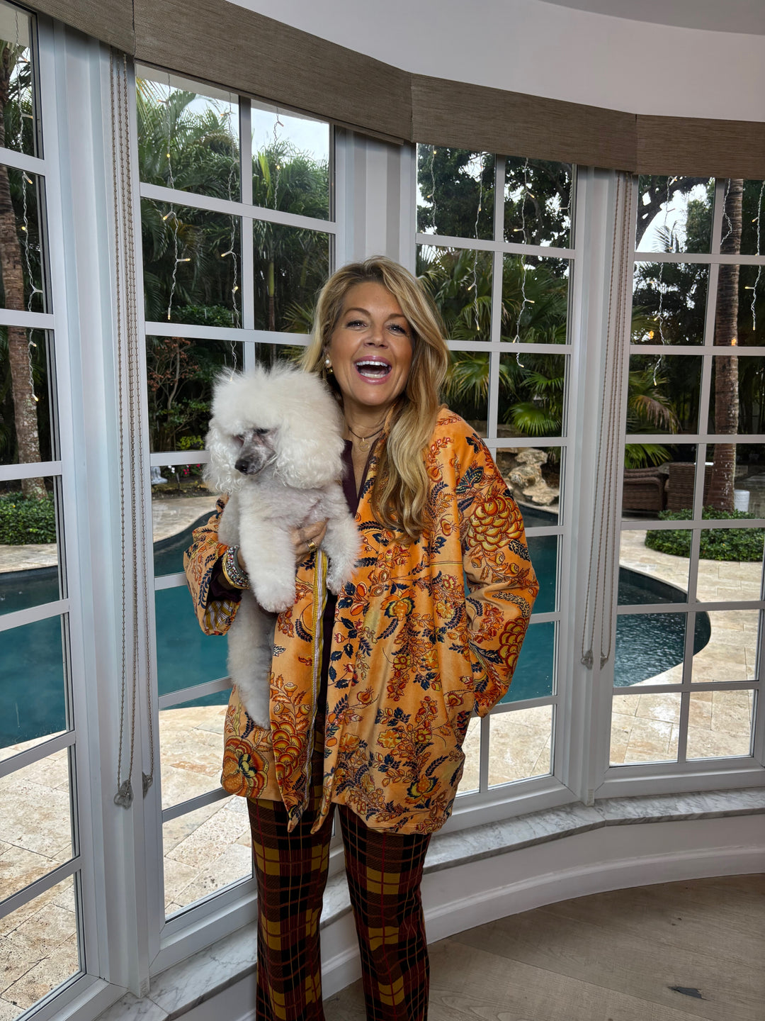 Penny Velvet Lounge Loretta